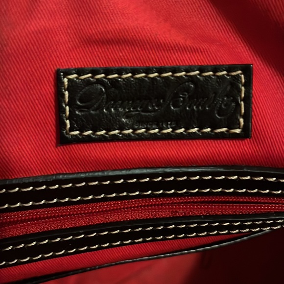 Dooney & Bourke dome Leather shoulder purse with crops body strap - Picture 7 of 9